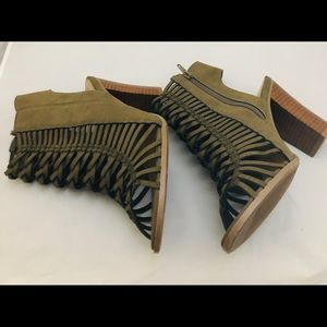 Super Cute Olive Green Weaved Wedges